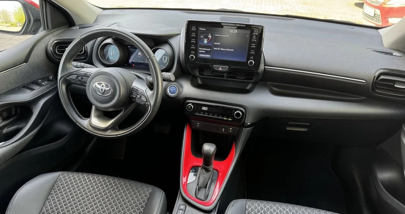 Toyota Yaris cena 74900 przebieg: 11450, rok produkcji 2020 z Lubartów małe 254